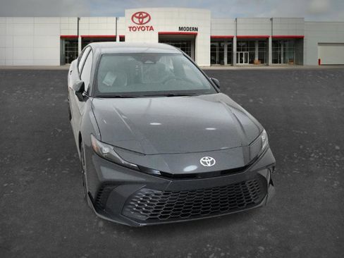 New 2026 Toyota Camry SE image 8