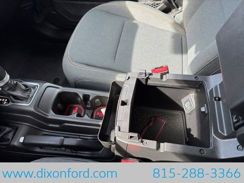 Used 2025 Jeep Gladiator Sport AWD/4WD image 14