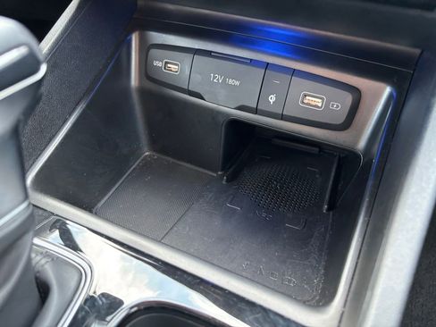 Used 2023 Hyundai Santa Cruz Limited AWD/4WD image 11