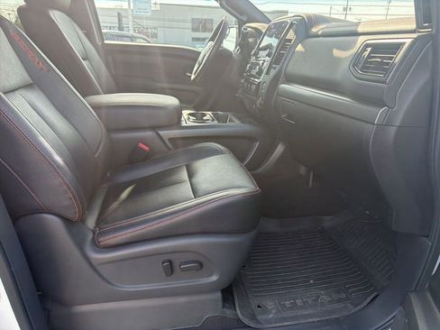 Used 2023 Nissan Titan PRO-4X w/ Pro-4x Convenience Package image 25