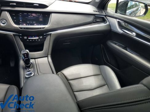 Certified 2023 Cadillac XT5 Premium Luxury w/ Technology Package AWD/4WD image 16