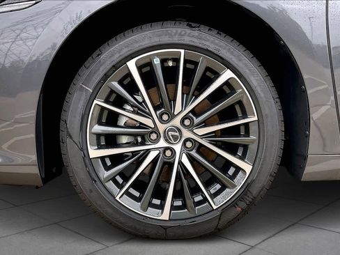 New 2025 Lexus ES 350 image 21