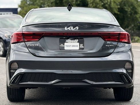 Used 2022 Kia Forte GT-Line w/ GT-Line Premium Package FWD image 4