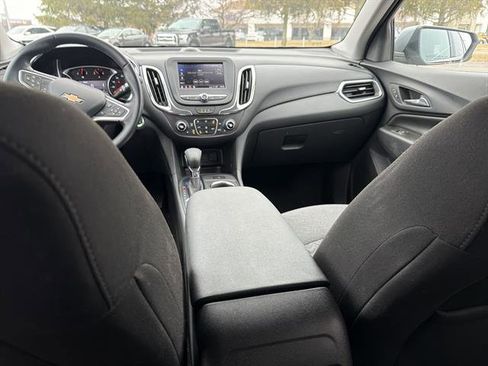 Used 2023 Chevrolet Equinox LT image 20