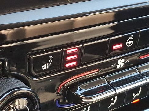 Certified 2023 Jeep Grand Cherokee Limited image 26