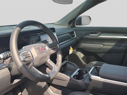 New 2026 GMC Terrain Elevation w/ Elevation Premium Package AWD/4WD image 14
