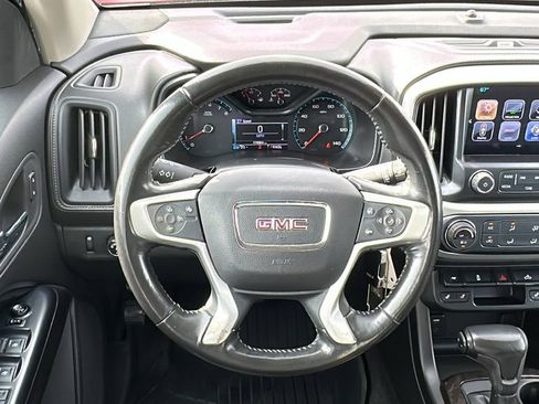 Used 2017 GMC Canyon SLT w/ Driver Alert Package image 12