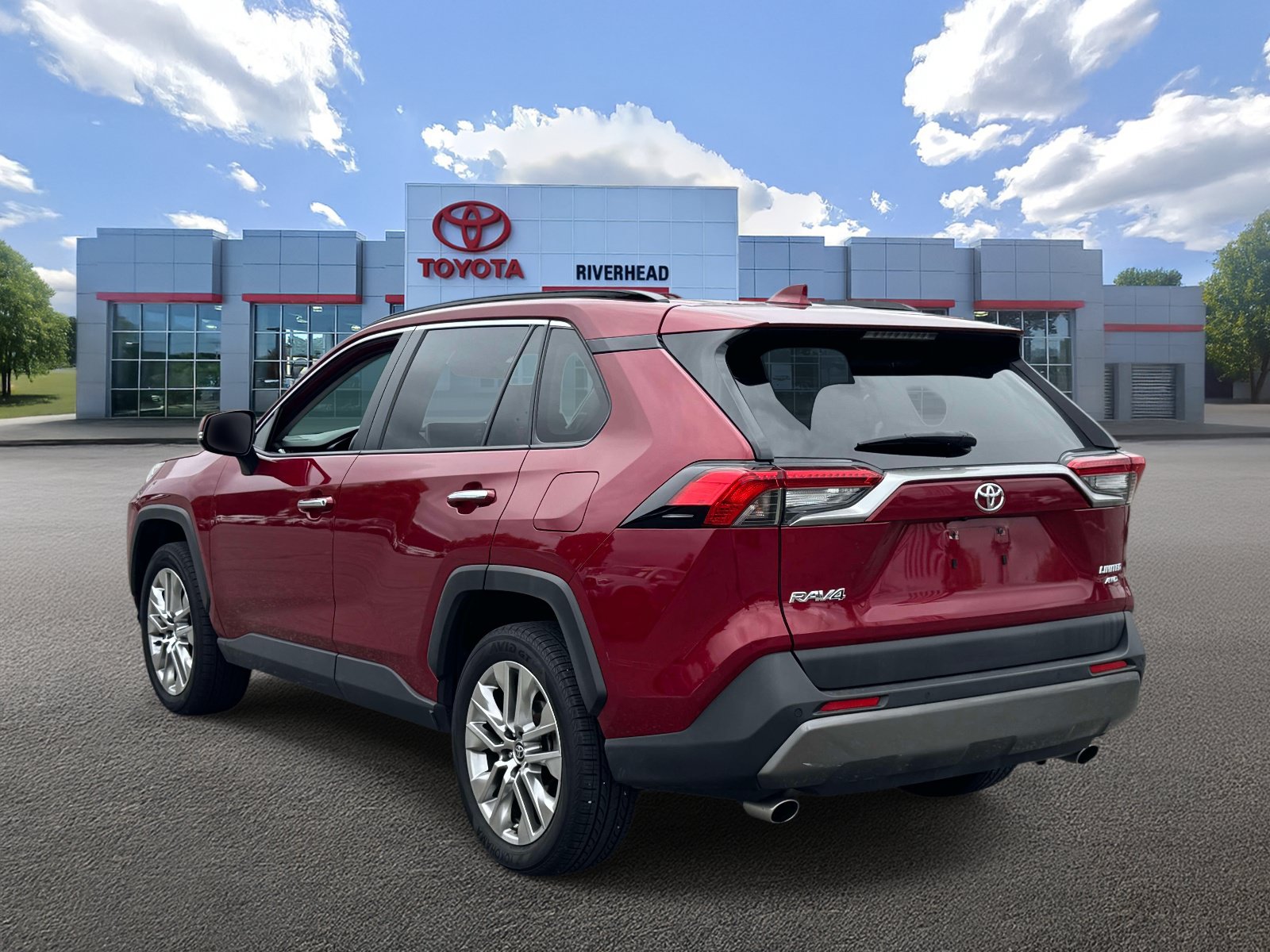 Certified 2021 Toyota RAV4 Limited w/ Limited Grade Weather Package AWD/4WD image 6