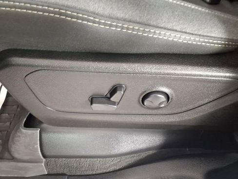 Used 2023 RAM 1500 Big Horn AWD/4WD image 13