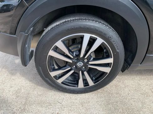 Used 2020 Nissan Kicks SR w/ SR Premium Package FWD image 24
