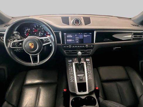 Used 2021 Porsche Macan AWD/4WD image 13