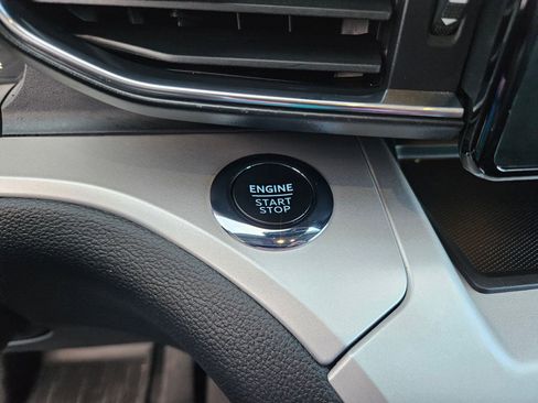 Used 2024 Ford Explorer XLT w/ Equipment Group 202A image 22