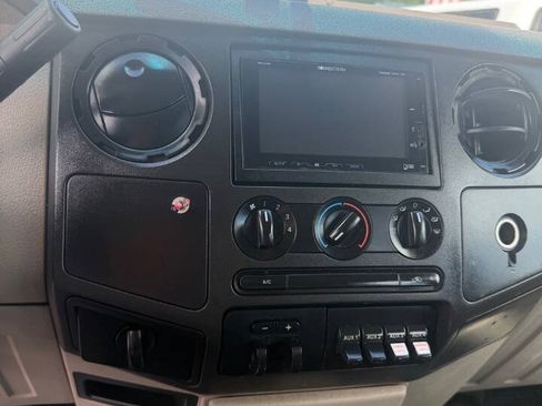 Used 2009 Ford F450 XL RWD image 7