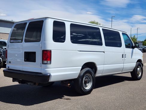 Used 2000 Ford E-350 and Econoline 350 Club Wagon image 7