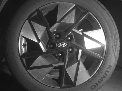 Used 2025 Hyundai Kona SEL image 14