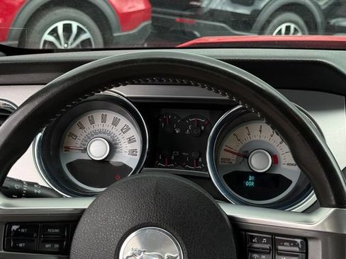 Used 2012 Ford Mustang Premium RWD image 6