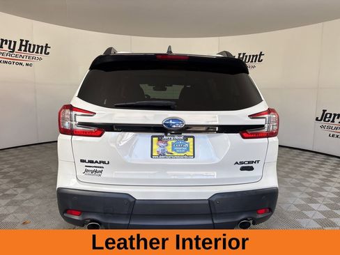 Used 2023 Subaru Ascent Onyx Edition Limited image 6