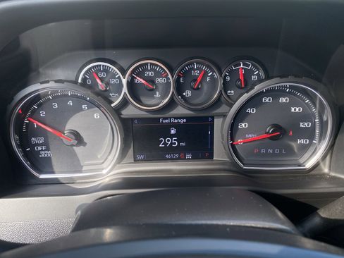 Used 2022 Chevrolet Silverado 1500 LT image 48