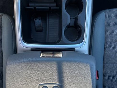 Used 2017 RAM 1500 Big Horn image 28