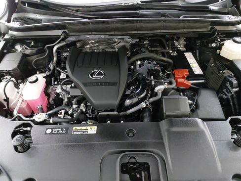 Used 2023 Lexus RX 350 Premium image 34