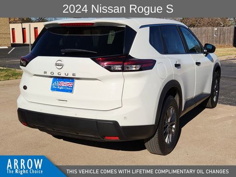 Used 2024 Nissan Rogue S image 12
