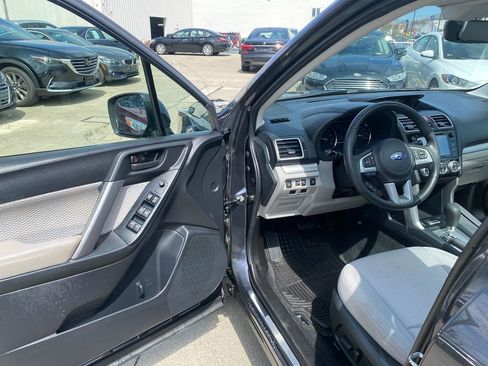 Used 2018 Subaru Forester 2.5i Premium image 10