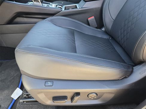 New 2025 Mitsubishi Outlander SEL Black Edition image 19