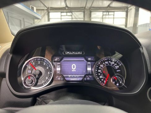 Used 2020 RAM 1500 Big Horn AWD/4WD image 23
