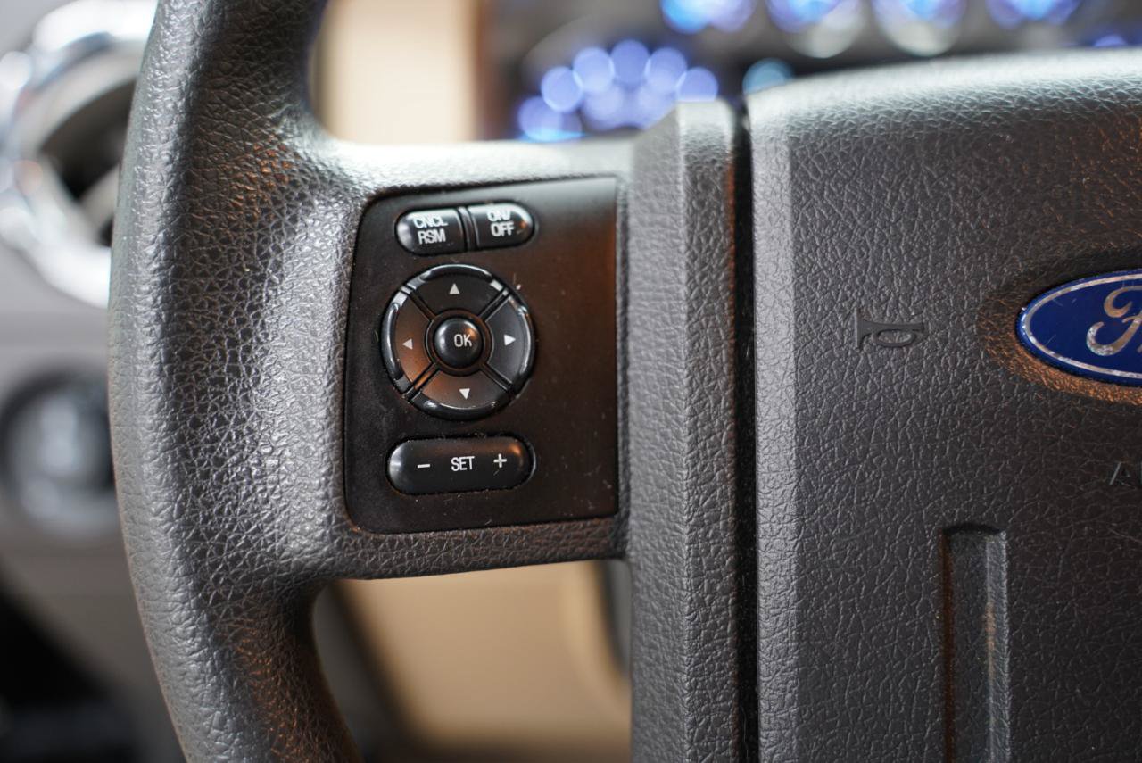 Used 2011 Ford F250 XLT w/ XLT Premium Pkg AWD/4WD image 13