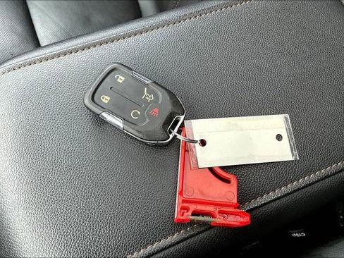 Used 2022 GMC Acadia AT4 w/ Technology Package image 35