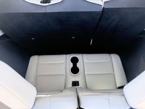 Used 2019 Tesla Model X 75D image 19