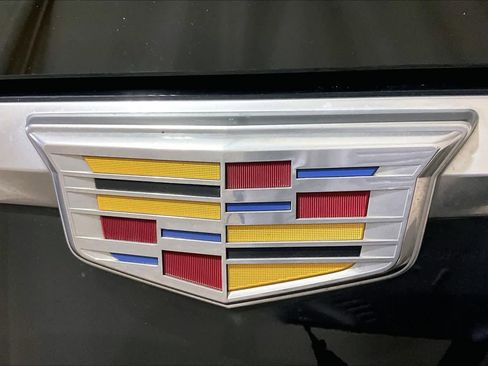 Used 2019 Cadillac Escalade Luxury AWD/4WD image 33
