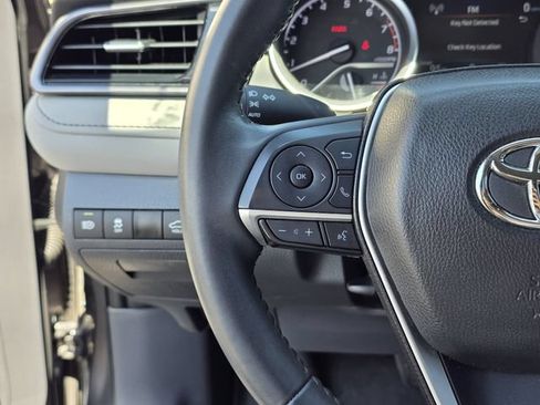 Used 2024 Toyota Camry XLE FWD image 25