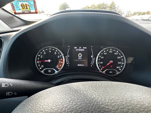 Used 2020 Jeep Renegade Altitude image 10