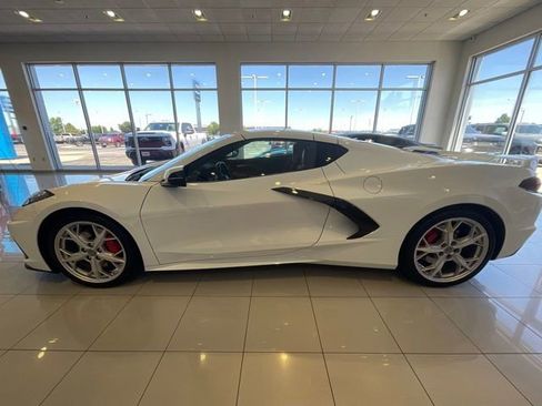 Certified 2021 Chevrolet Corvette Stingray Preferred Cpe w/ Z51 Performance Package RWD image 4