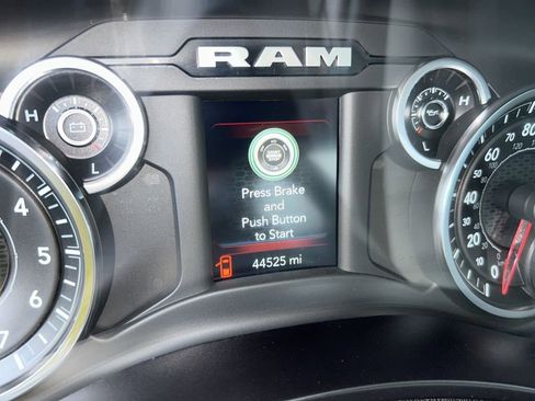 Used 2022 RAM 3500 Tradesman image 8