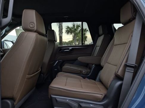 New 2026 Chevrolet Tahoe High Country AWD/4WD image 18