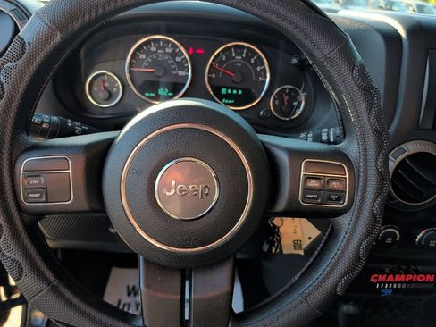 Used 2017 Jeep Wrangler Sport AWD/4WD image 16