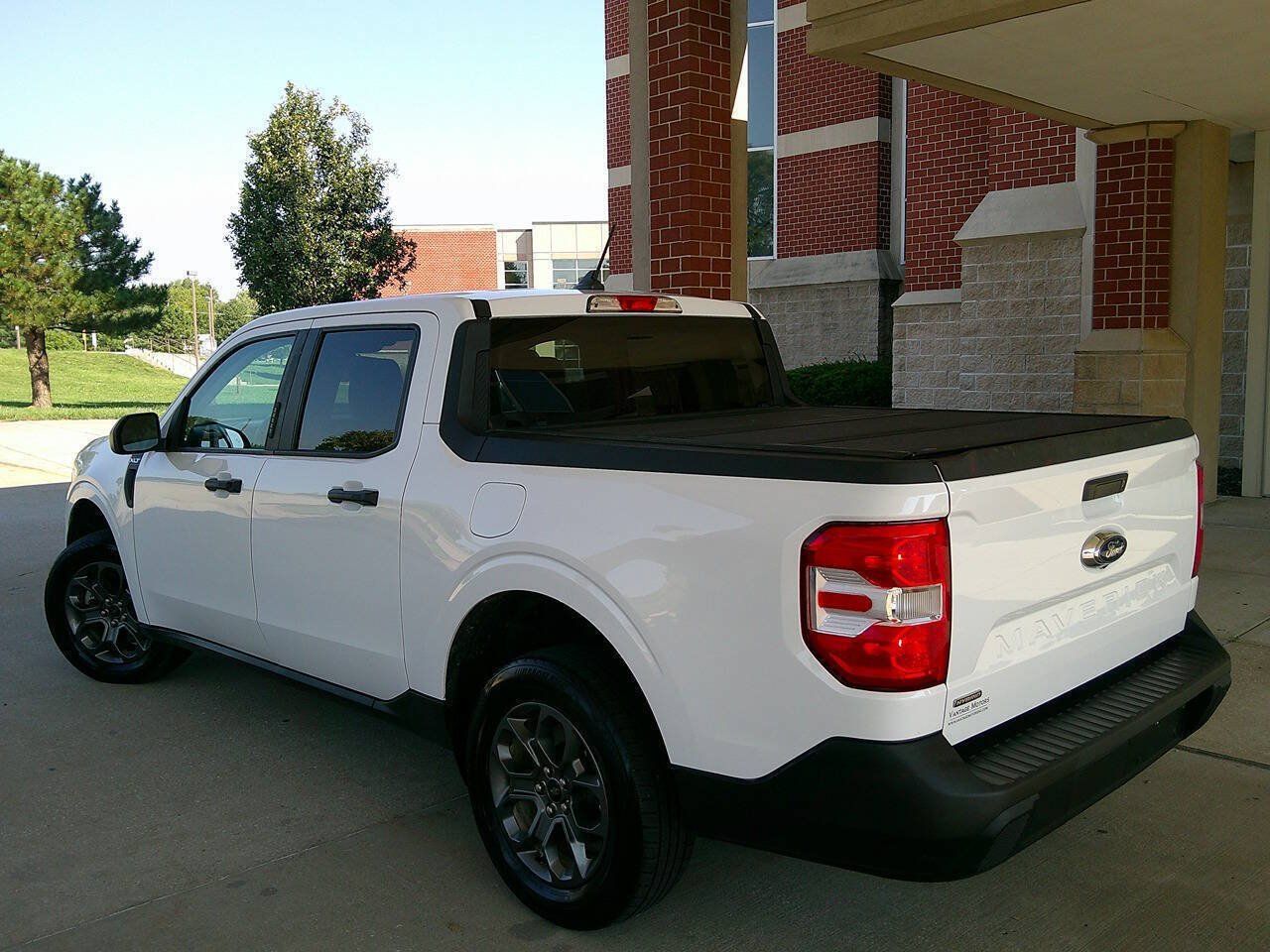 Used 2023 Ford Maverick XLT FWD image 9