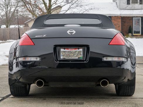 Used 2007 Nissan 350Z Touring image 16