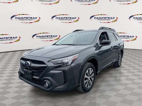 Used 2023 Subaru Outback Premium AWD/4WD image 1