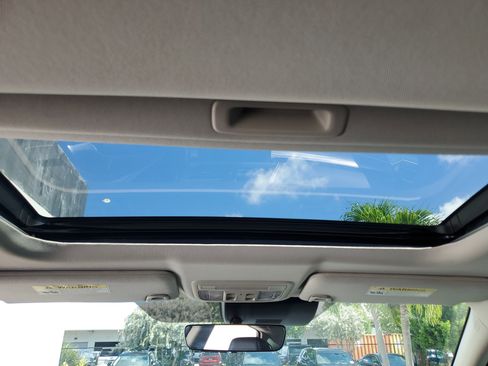 Used 2021 Honda Civic EX-L image 13