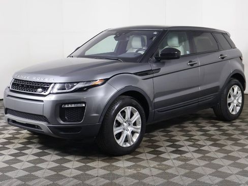 Used 2016 Land Rover Range Rover Evoque SE Premium image 11