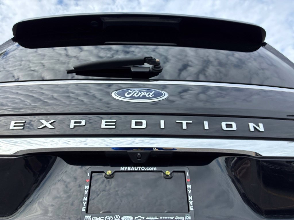 Used 2024 Ford Expedition Limited AWD/4WD image 66