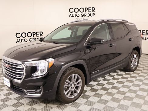 Used 2024 GMC Terrain SLT image 9