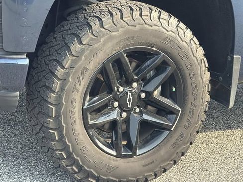 Used 2021 Chevrolet Silverado 1500 Custom Trail Boss AWD/4WD image 13