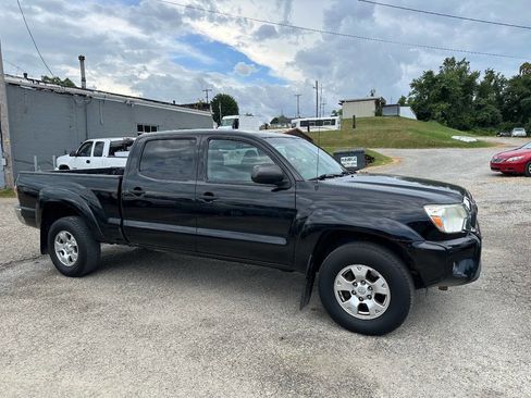 Used 2014 Toyota Tacoma 4x4 Double Cab image 4