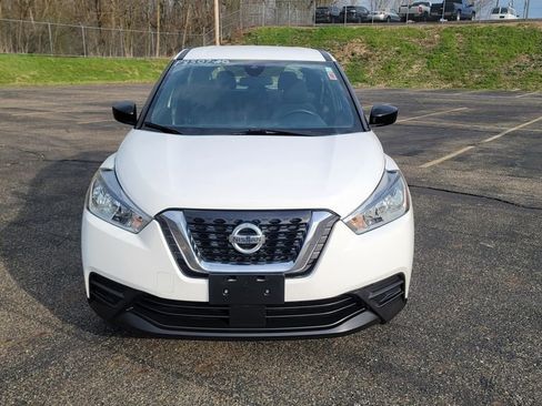 Used 2020 Nissan Kicks S FWD image 4