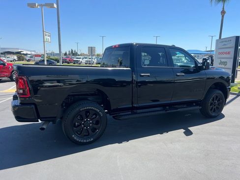 Used 2025 RAM 2500 Big Horn AWD/4WD image 17