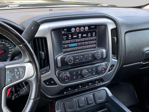 Used 2018 GMC Sierra 1500 SLT w/ SLT Premium Package AWD/4WD image 7